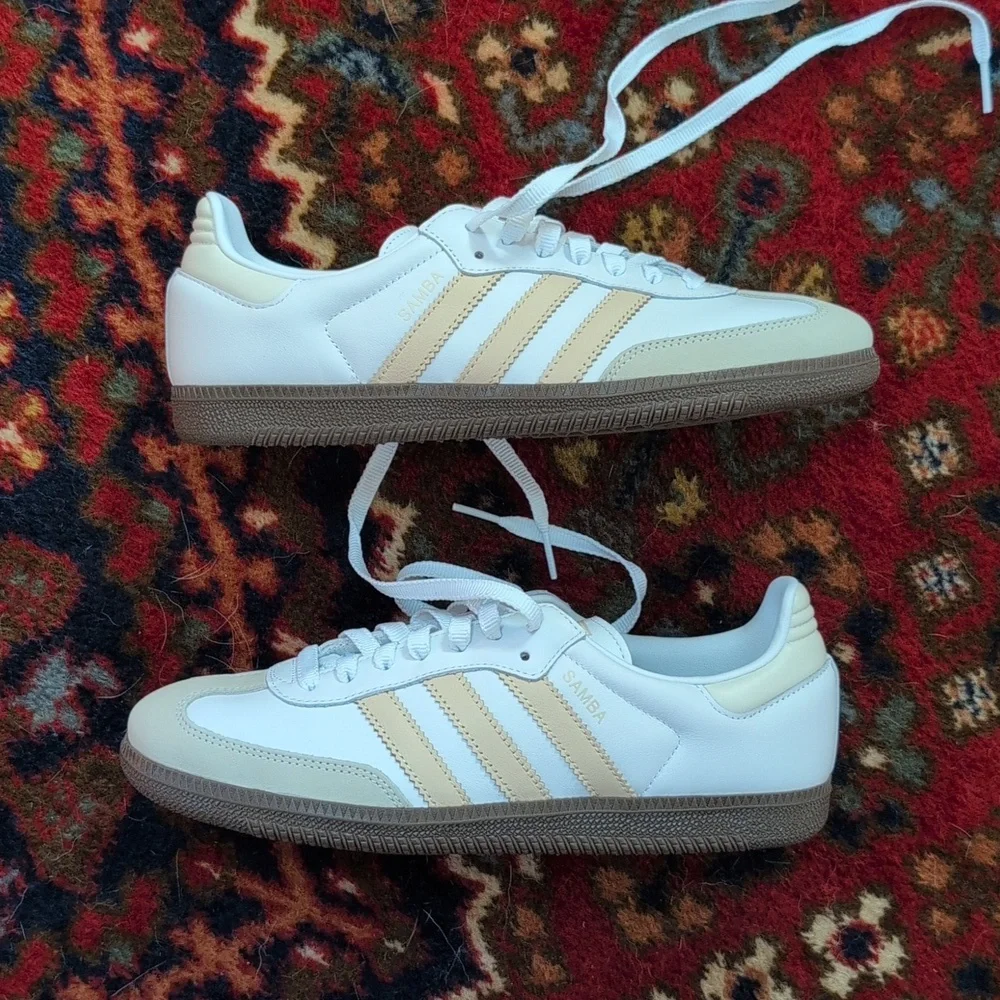 Adidas Sambas Cloud White / Wonder Mauve / Off White Women's Size 8.5 - Picture 3 of 4